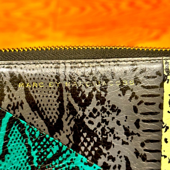 Marc Jacobs multi color leather wallet - Picture 2 of 5